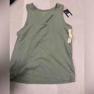 Universal Thread Green Tank Top